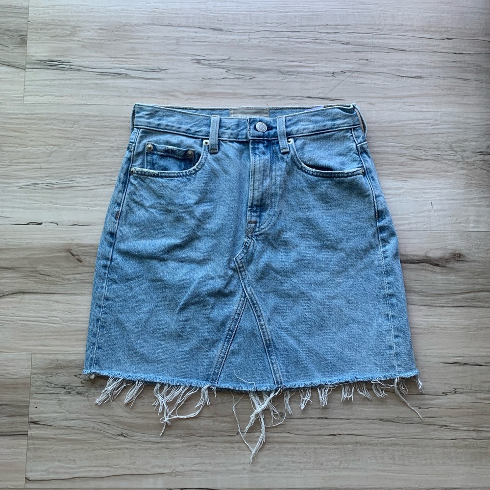 Everlane “the Denim Reconstructed Skirt” - Size 24